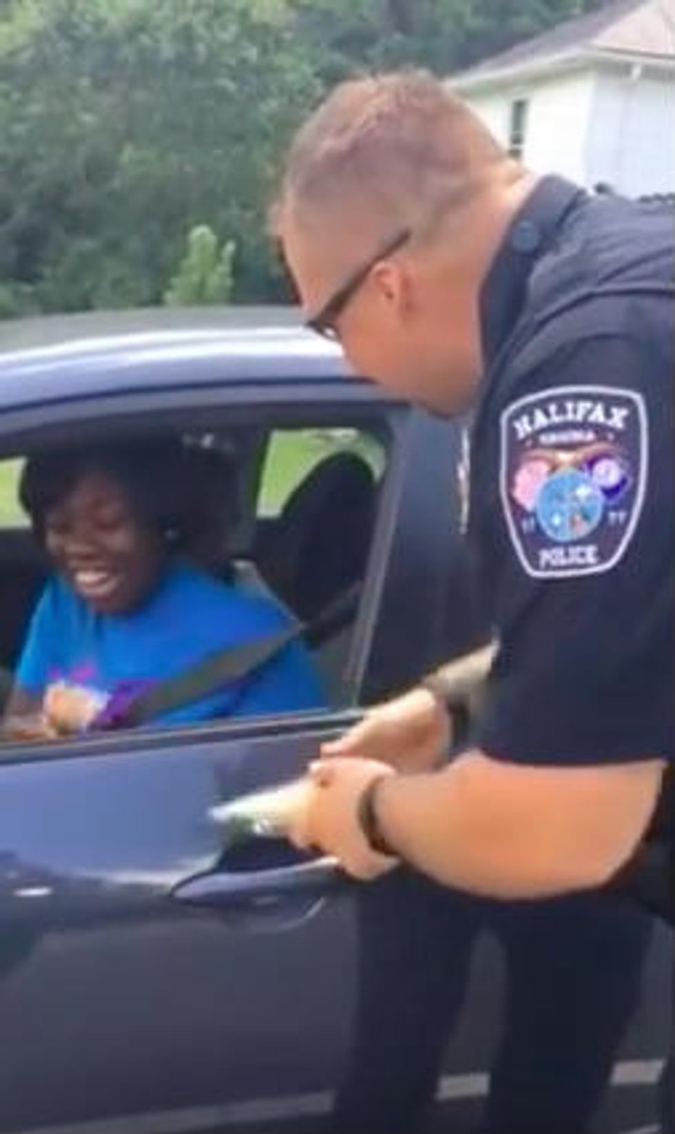 Viral Video: Police Offer Ice Cream to Pulled-Over Drivers in Virginia