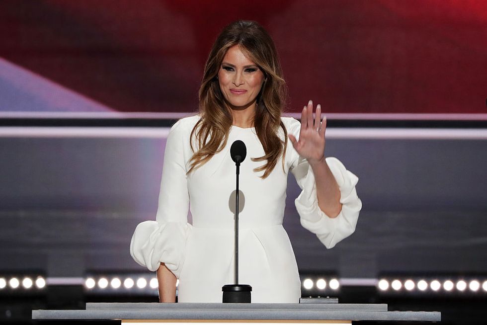 Melania Trump’s 1995 Photoshoot Brings New Scrutiny to Her Immigration Story