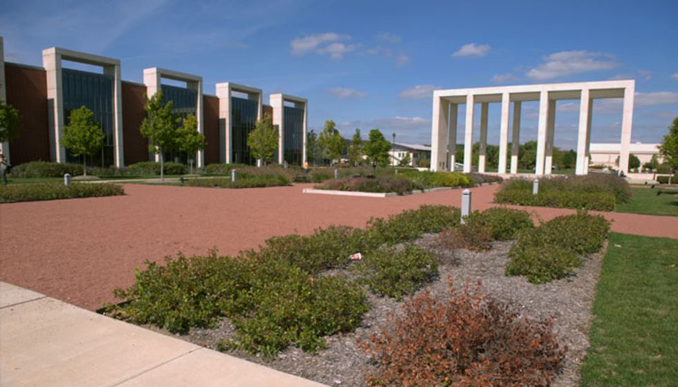 Illinois College Defends Racially Segregated Classes to Make Students ‘Feel Comfortable’