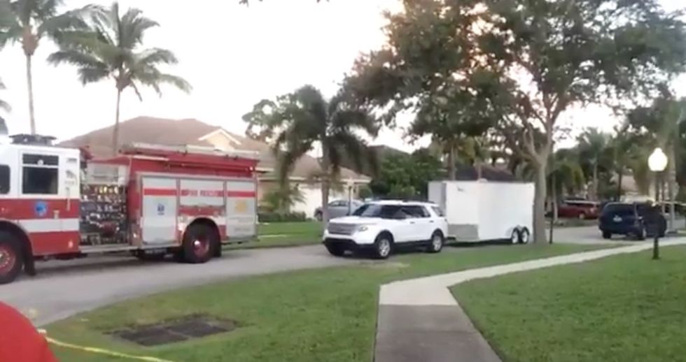 Police Find Attacker Biting Off Man’s Face at Scene of Grisly Murder
