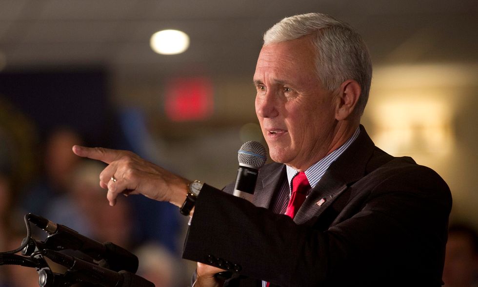 Pence: Media more interested in 'unsubstantiated' Trump rumors than facts about Clinton