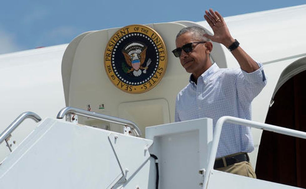 Obama, Touring Louisiana Flood Damage, Knocks Politicization of Tragedy: 'Nobody Gives a Hoot