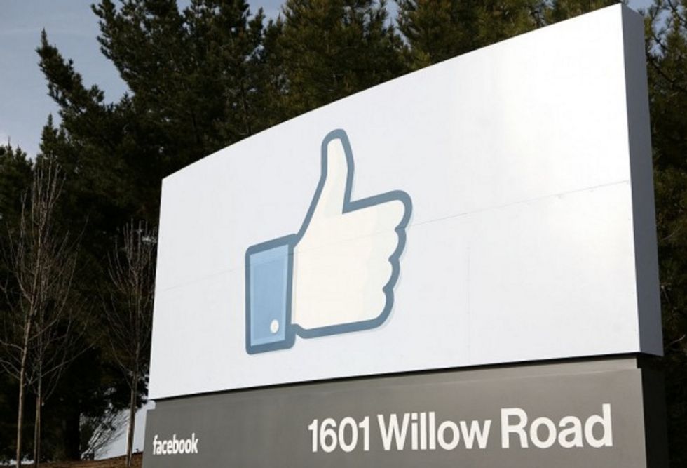 Facebook Reduces Role of Human Judgment in 'Trending Topics