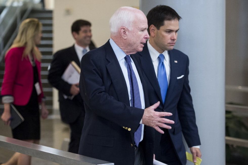 Incumbents McCain, Rubio Easily Defeat Primary Challengers