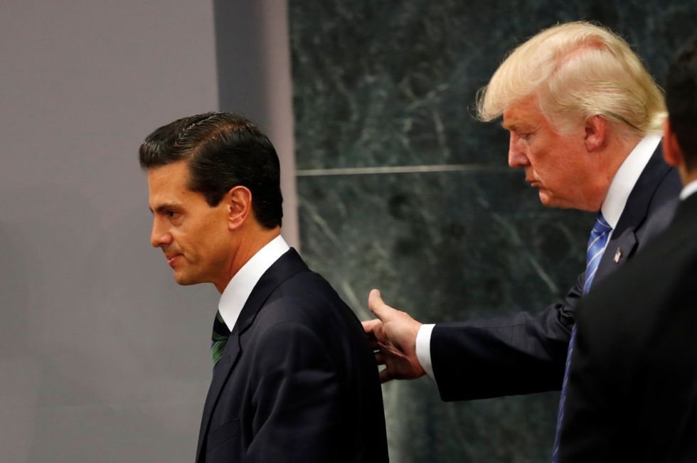 Mexicans Angry at Their President for Not Demanding Trump Apology, Meeting Called a 'Disaster