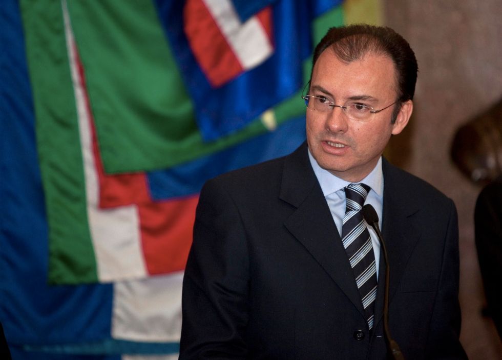 In Wake of Trump Visit, Mexico's Treasury Minister Resigns