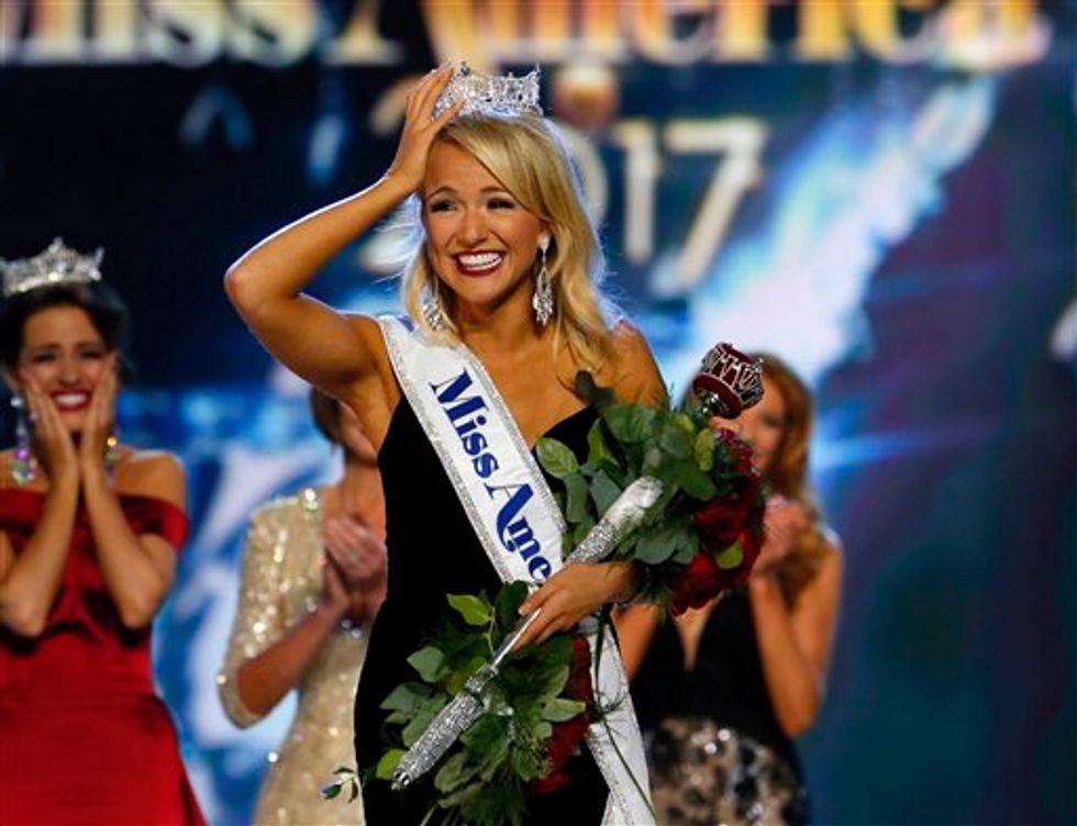 Miss America Has a Message for Clinton, Trump: 'Everything You Say and Do Matters