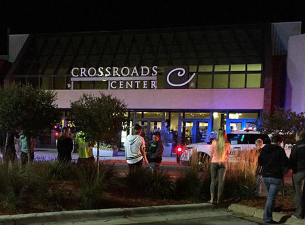Eight Injured in Minnesota Mall Stabbing; Suspect Reportedly Made References to Allah