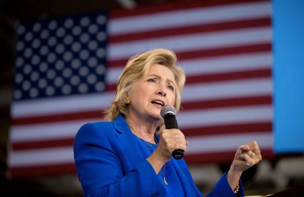 Clinton on combatting terrorism: 'I know how to do this