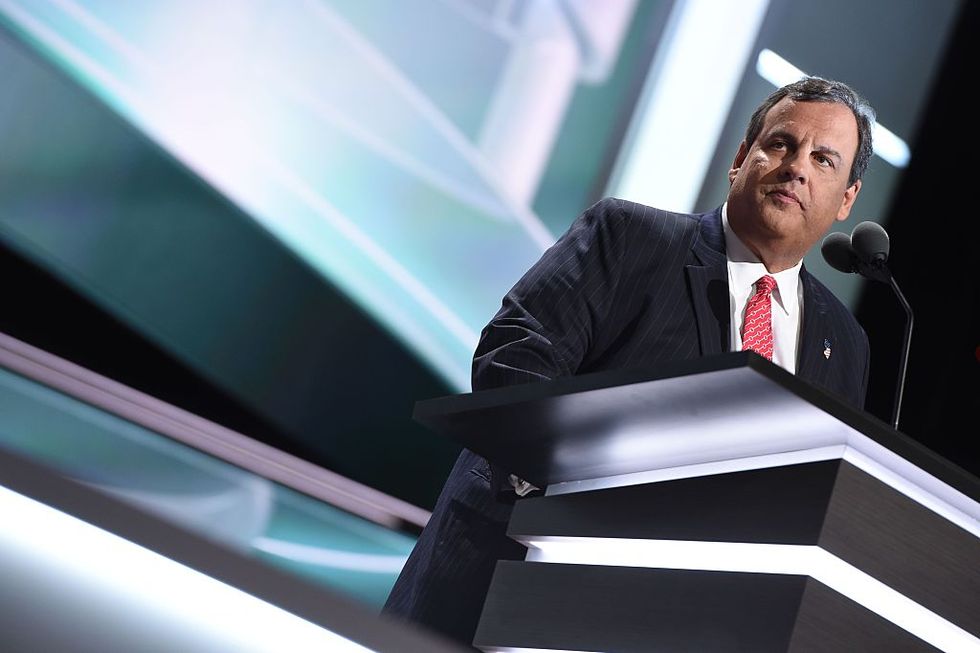 Gov. Christie knew about plan to close bridge lanes, federal prosecutor says in court