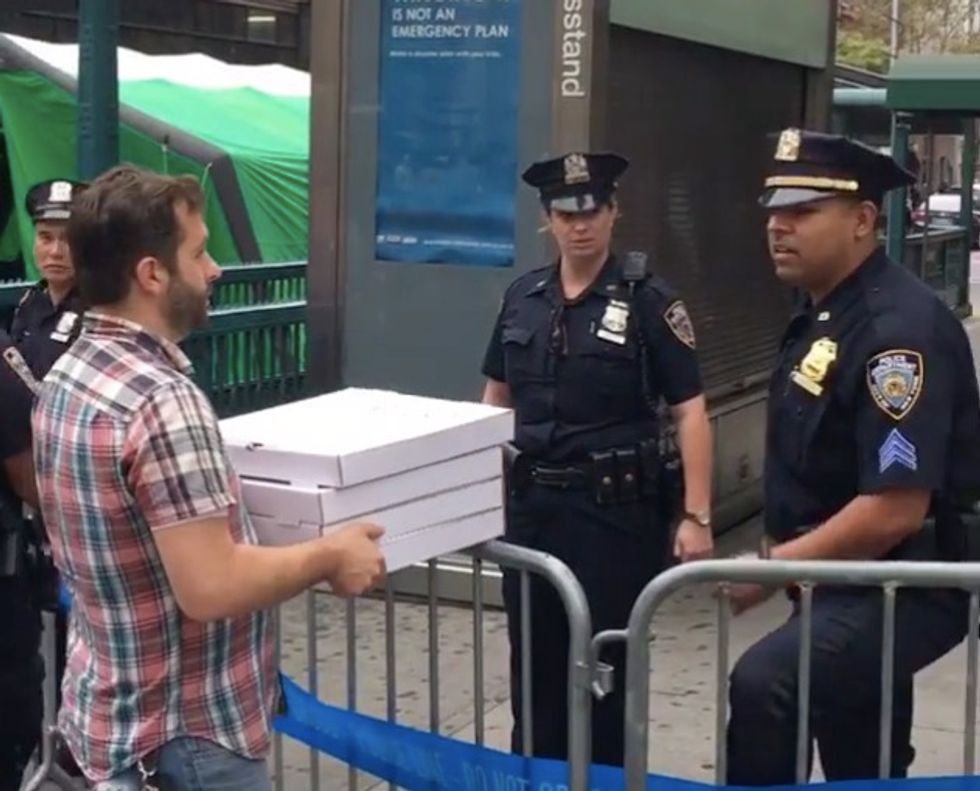Grateful New York residents treat officers to coffee, pizza following explosions