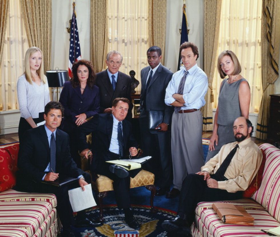 The West Wing' cast members come together to stump for Clinton