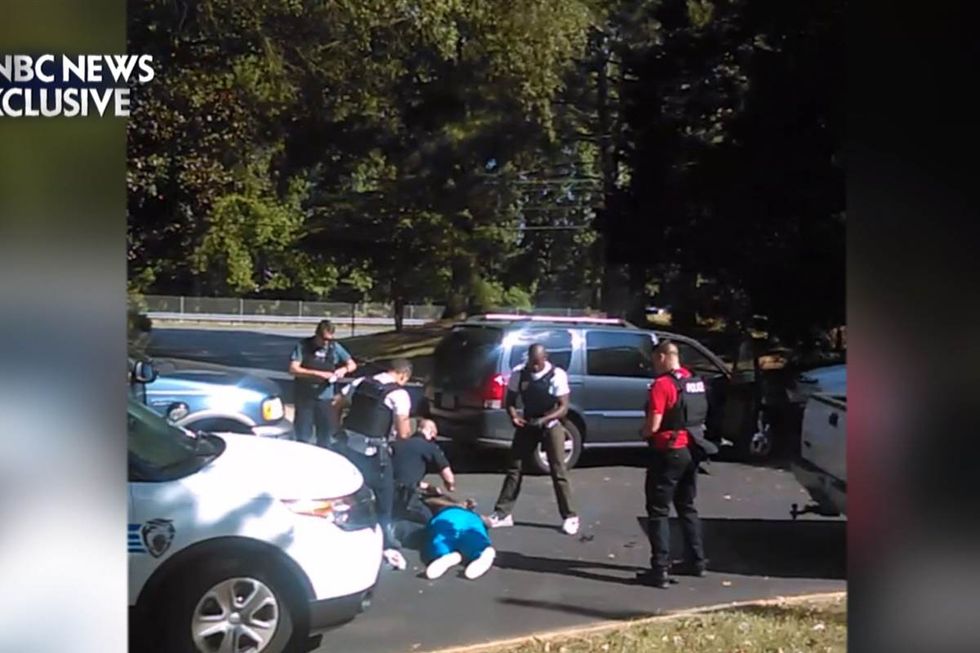 Cellphone video shows encounter that led to fatal police shooting of Keith Lamont Scott