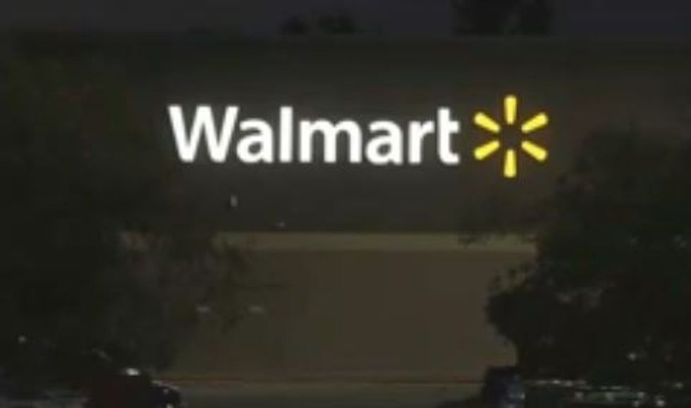 ‘That’s completely nuts’: Wal-Mart apologizes after employees refuse to make ‘blue lives matter’ cake