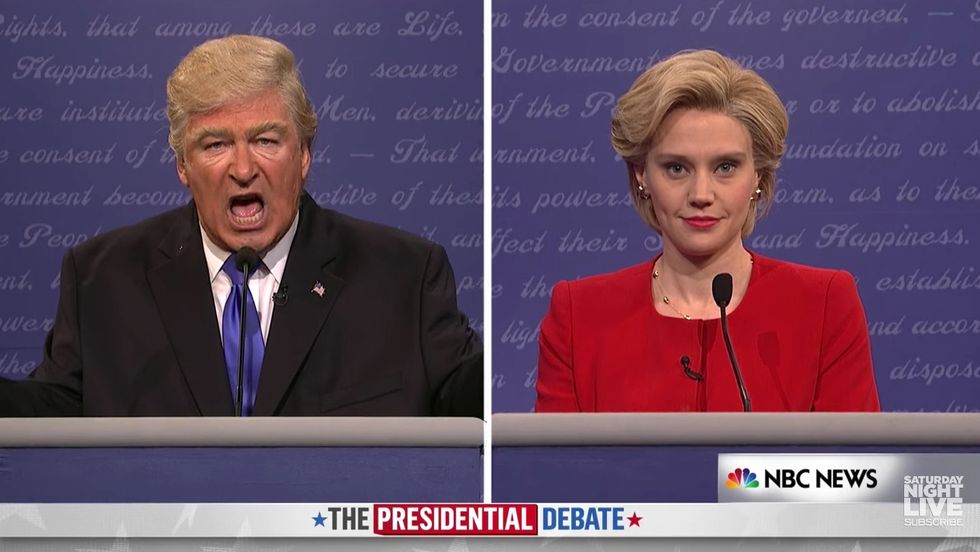 Saturday Night Live' recreates the presidential debate in its season premiere
