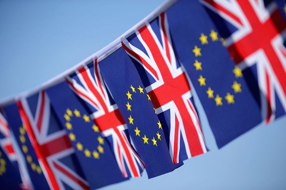 British Prime Minister: England to begin formal process for leaving European Union early next year