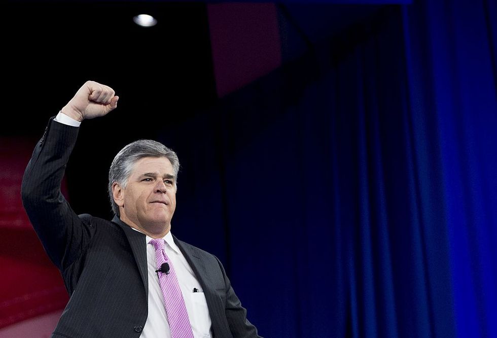 Sean Hannity responds to Megyn Kelly, accuses her of supporting Hillary Clinton