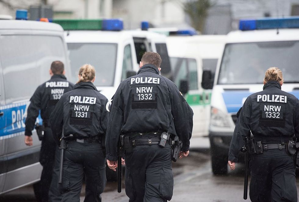 Police in German city of Chemnitz conduct major raid after receiving intel of possible bombing attack; find explosives (UPDATED)