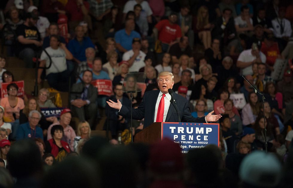 ‘Shackles’ off? Trump suggests he’s about to go off-script