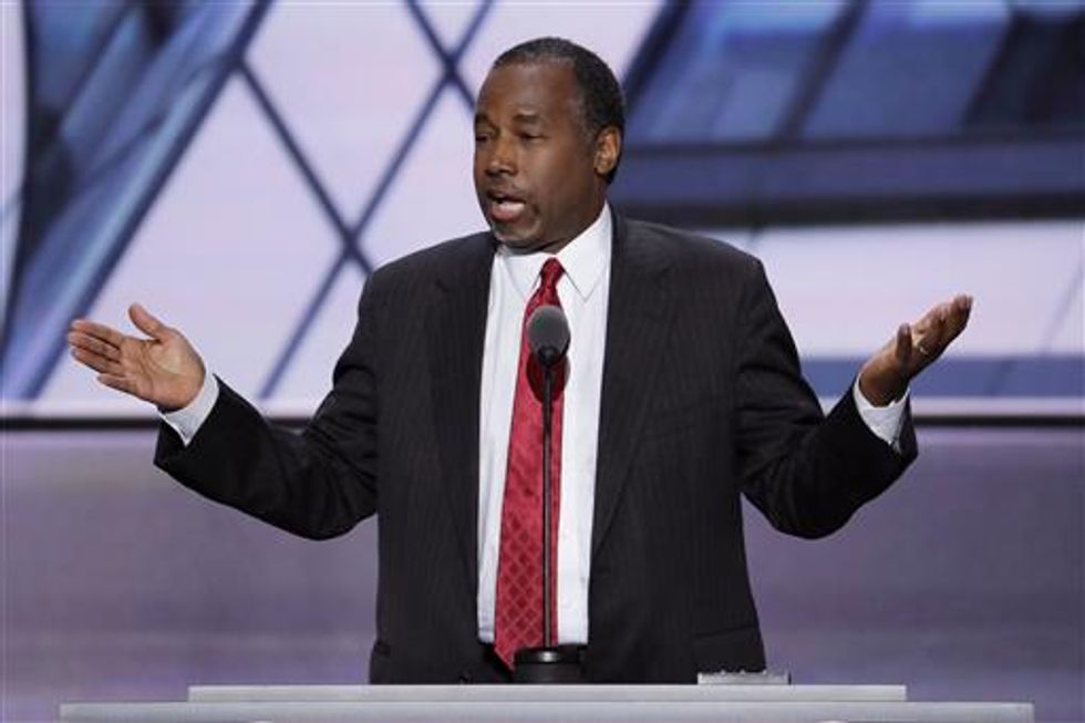 Ben Carson leaves CNN anchor stunned with his response to lewd Trump comments