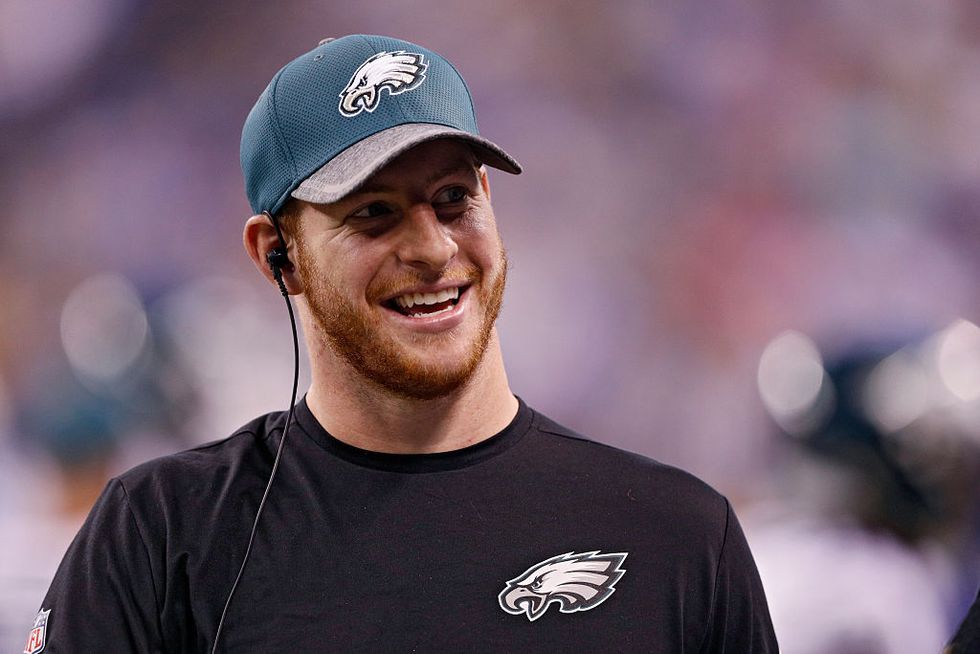 Christian NFL quarterback leaves a huge tip in visit to hometown bar