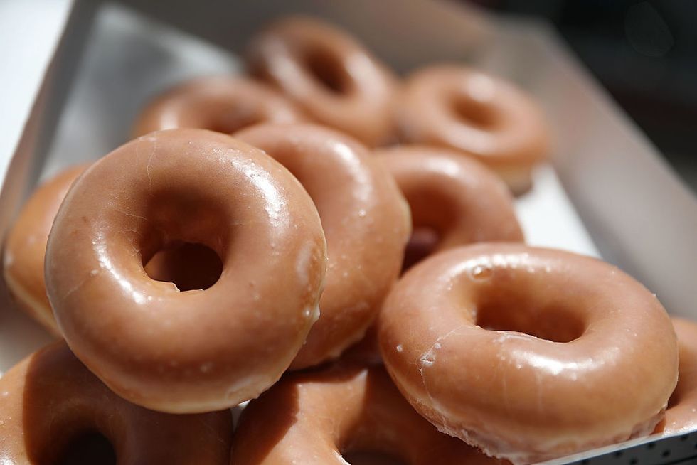 Hilarious: Florida man sues city of Orlando after police mistook donut glaze for crystal meth