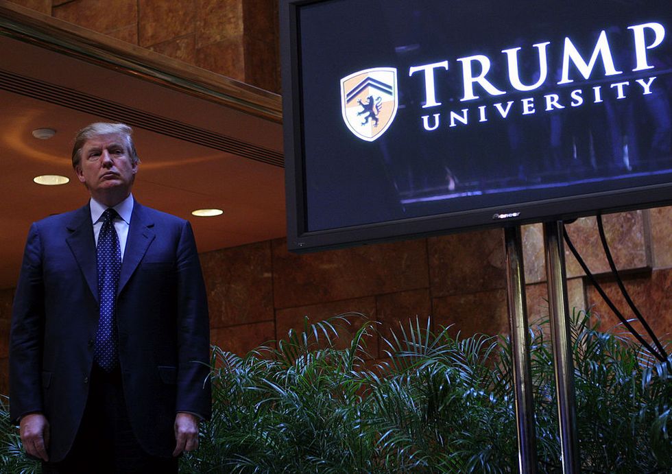 Trump lawyers want to ban Trump's campaign trail comments from Trump University civil trial