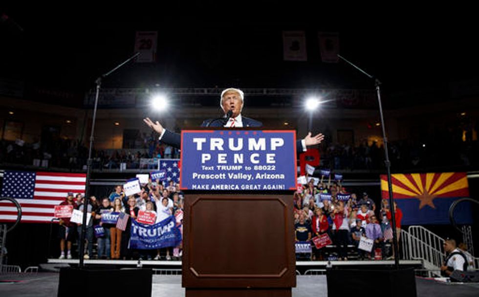 Trump, Clinton virtually tied in Arizona, Monmouth poll shows