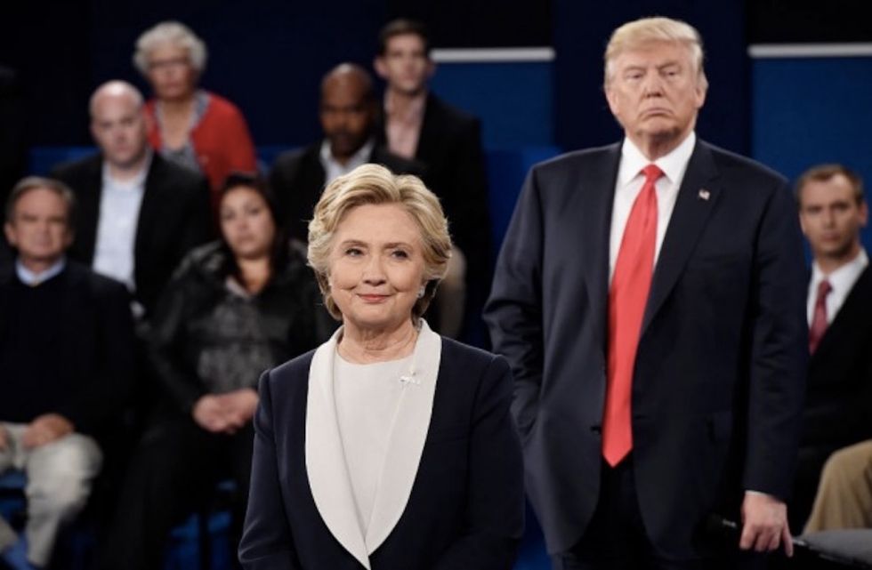 Trump votes changed to Clinton on machines, some early Texas voters say — but officials have an explanation