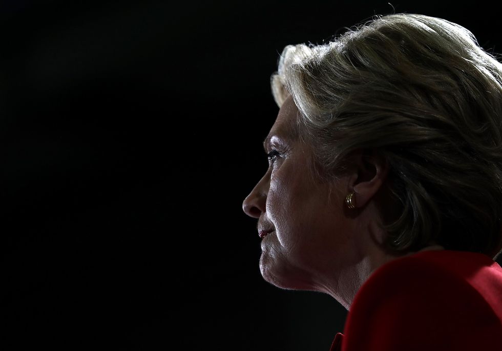 Report: Senior Clinton aide left classified information behind on 2010 China trip