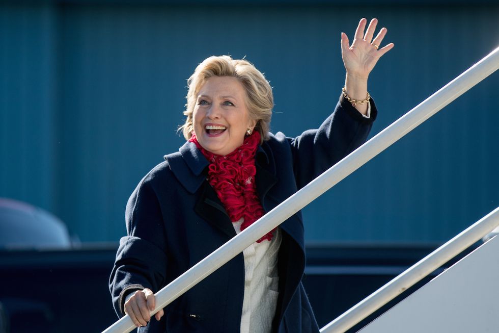 Pro-Hillary Clinton super PAC returns $250K in illegal donations