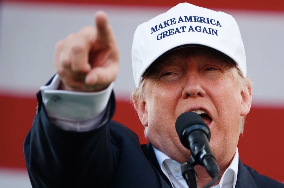 Atheist 'Christmas' billboard parodies Trump campaign slogan: 'We do want to stir the pot