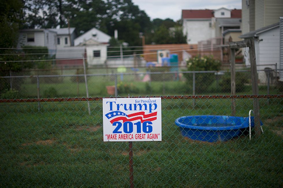 Man allegedly holds children at gunpoint over destroyed Trump yard sign