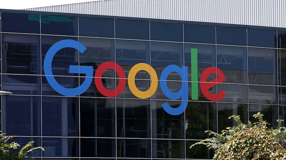 Google allegedly punished award-winning YouTuber for not endorsing Clinton