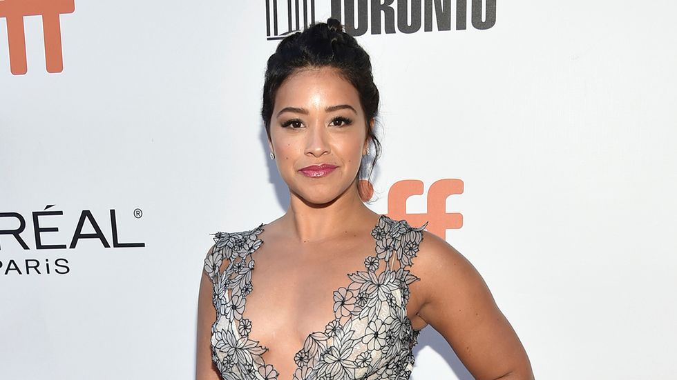 Gina Rodriguez thinks illegal immigrants are citizens