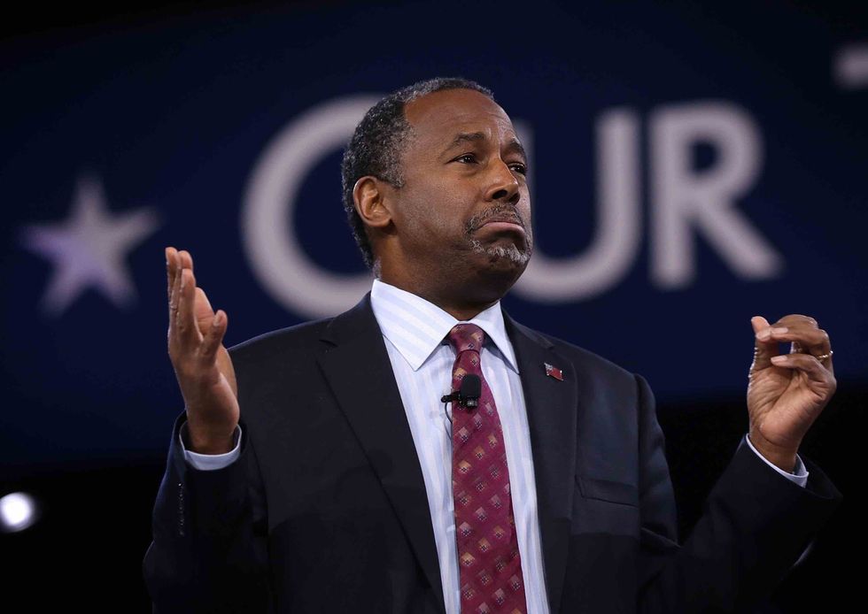 Ben Carson turns down Trump Cabinet post because he doesn't have experience