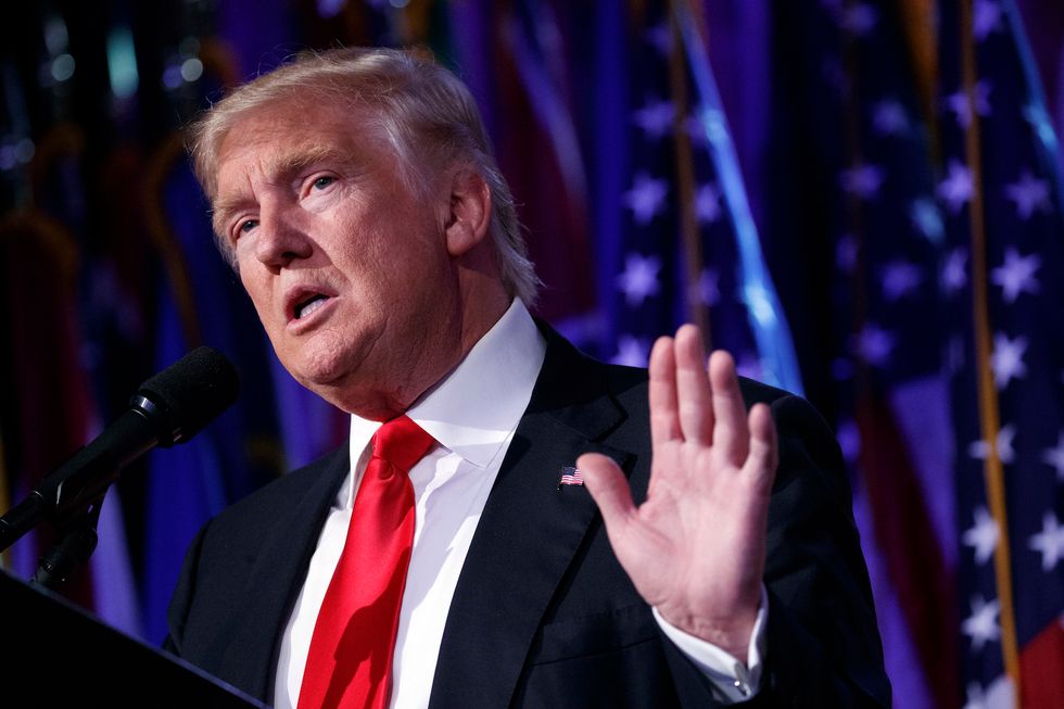 Trump to prevent administration officials from lobbying for 5 years