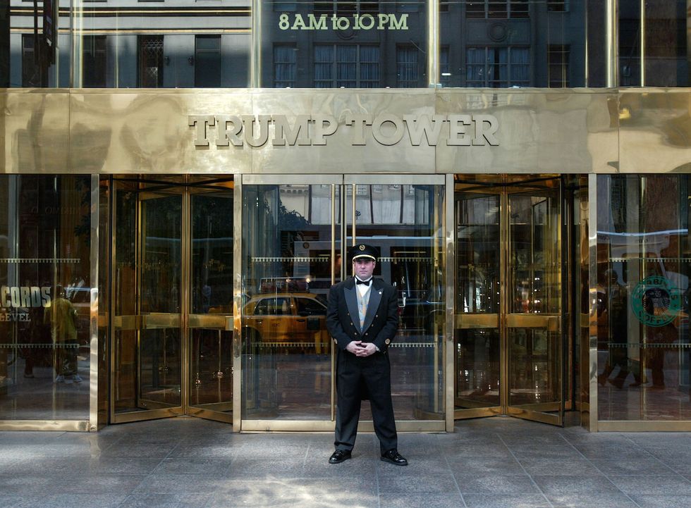 Report: Melania Trump and Barron Trump will stay in New York