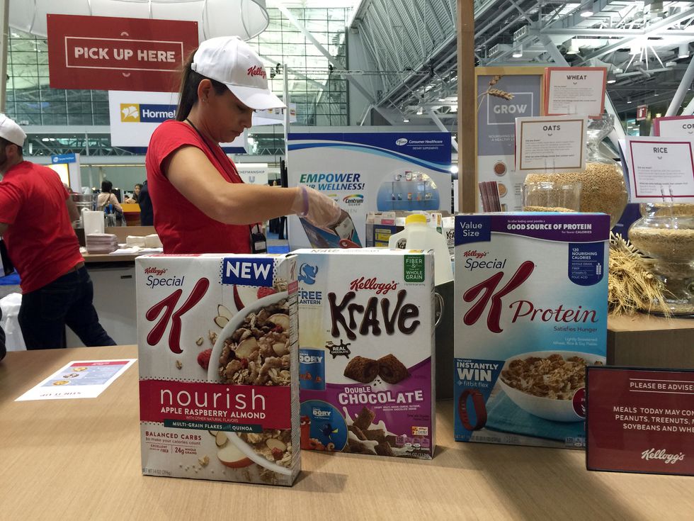 Kellogg's pulls its advertising from Breitbart