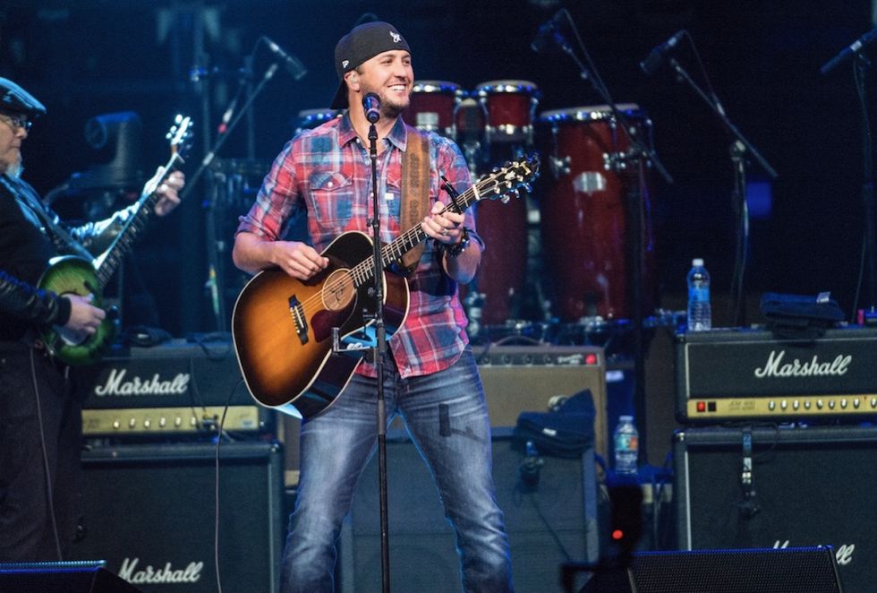 Watch: See why country star Luke Bryan slaps crowd member during concert