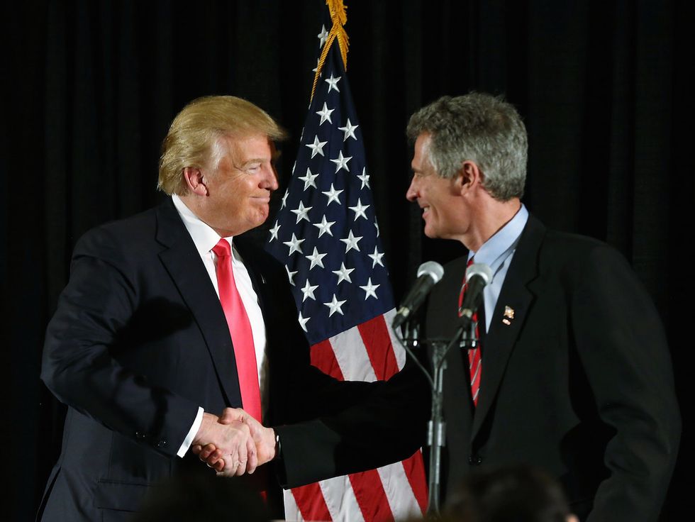 Scott Brown wants the VA secretary job and finds unlikely ally in Sen. Elizabeth Warren