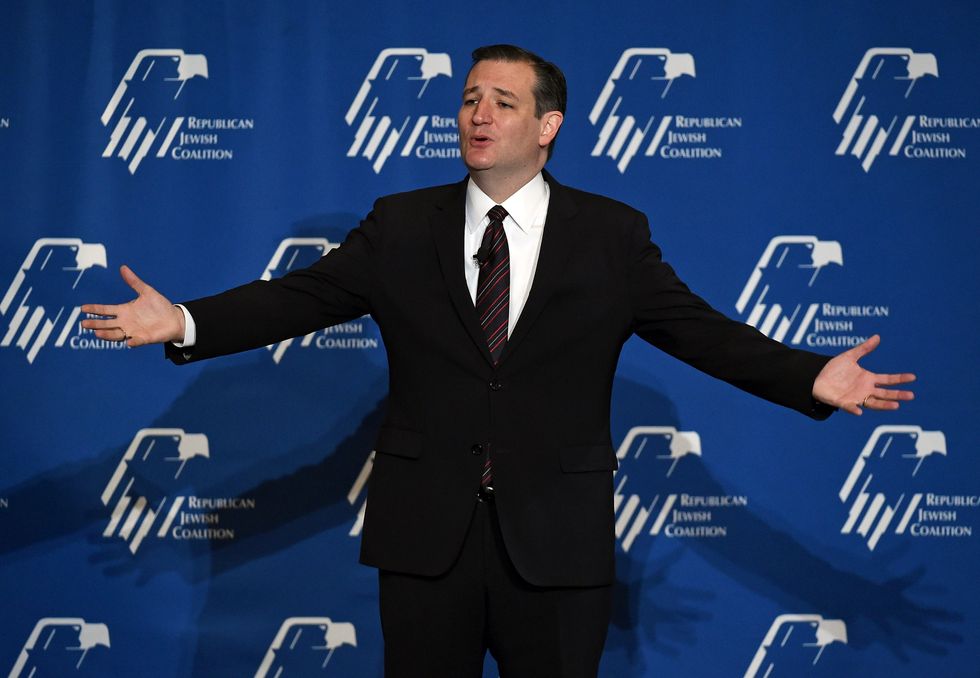 Ted Cruz defends Trump's call with Taiwan president: 'An improvement' over Obama's foreign policy