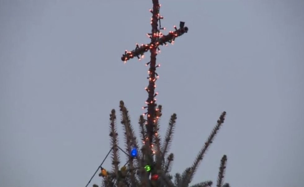 ACLU sues Indiana town over cross atop Christmas tree — and residents respond in defiant fashion