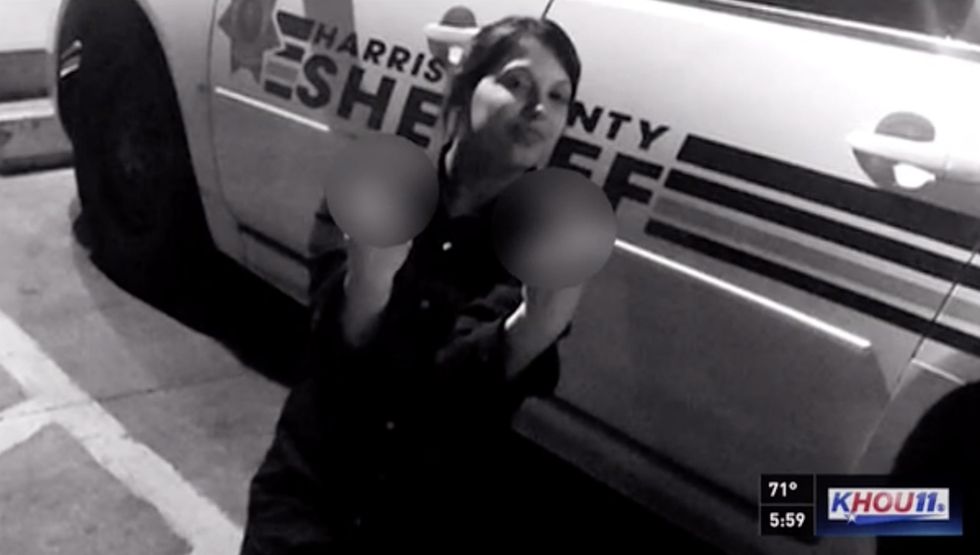 It was a stupid decision': Server fired for flipping off police wants a redo