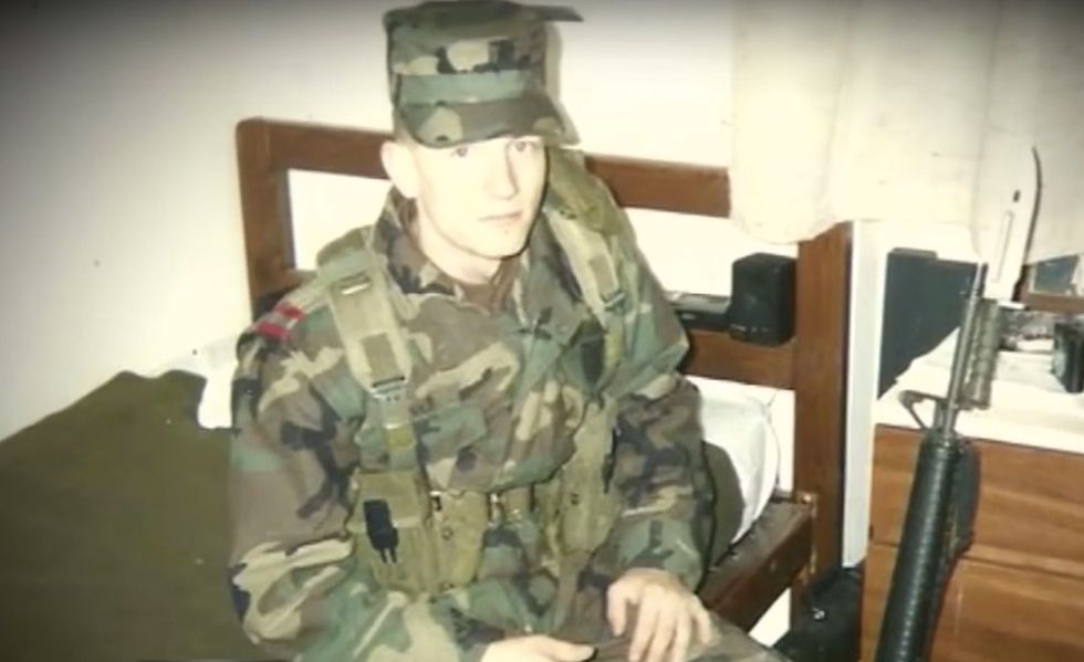 Vet shot, paralyzed in armed robbery goes Christmas shopping. Who ends up on his list is stunning.