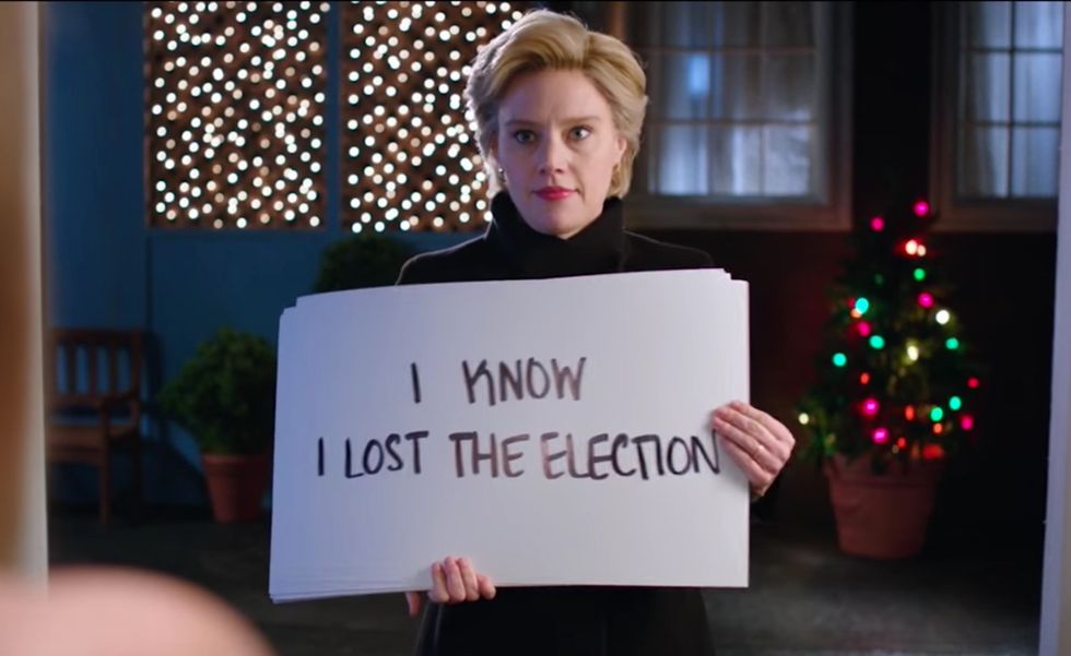 SNL parodies 'Love Actually' in hilarious skit where Hillary Clinton tries to sway Trump elector