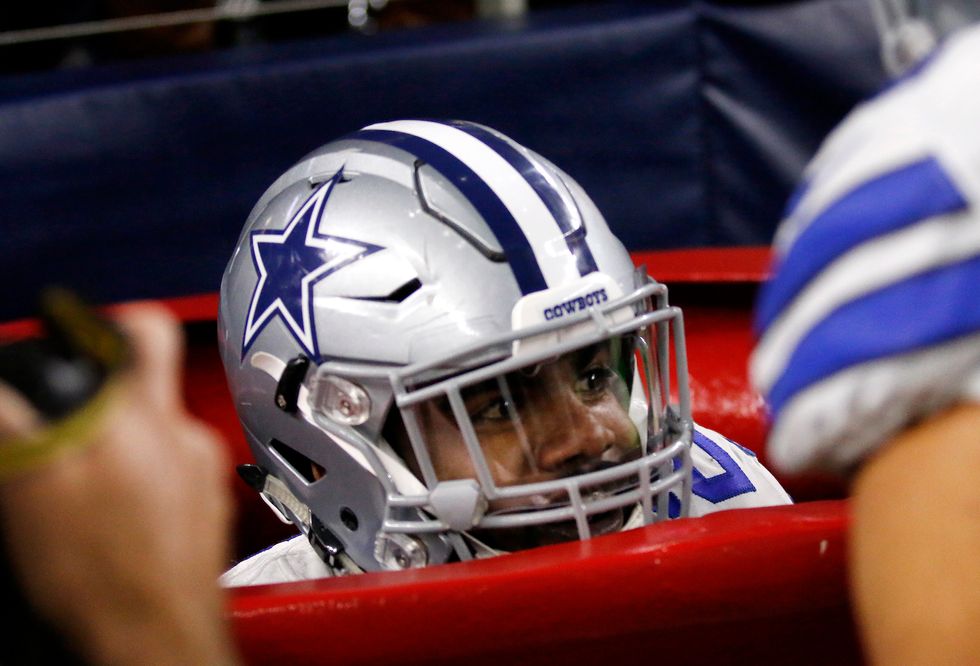 Salvation Army gives perfect response to reporter who ripped Ezekiel Elliott's epic TD celebration