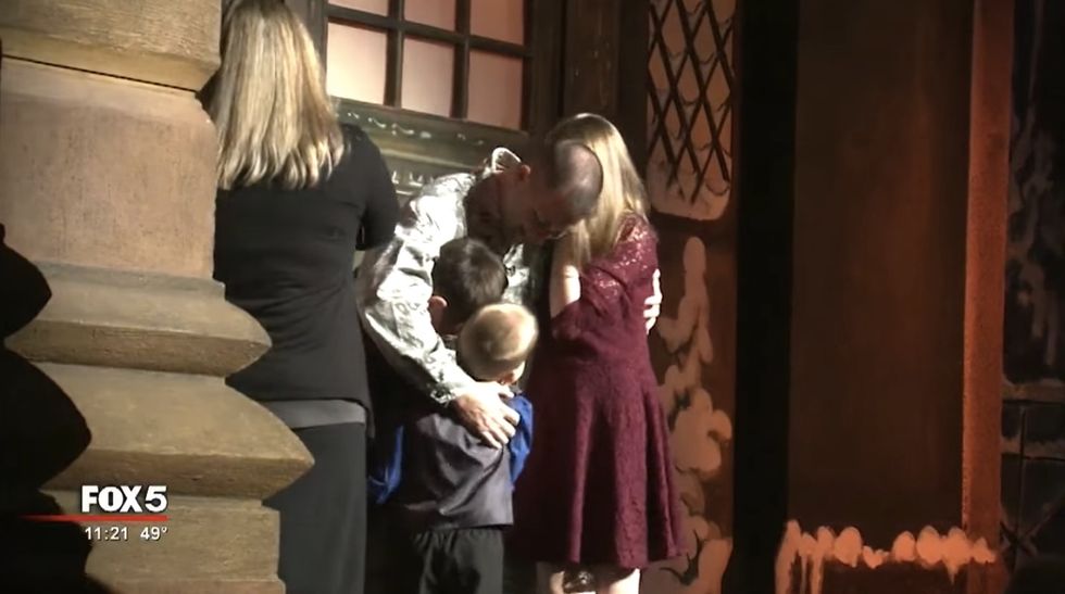 Air Force dad surprises his kids during 'The Nutcracker