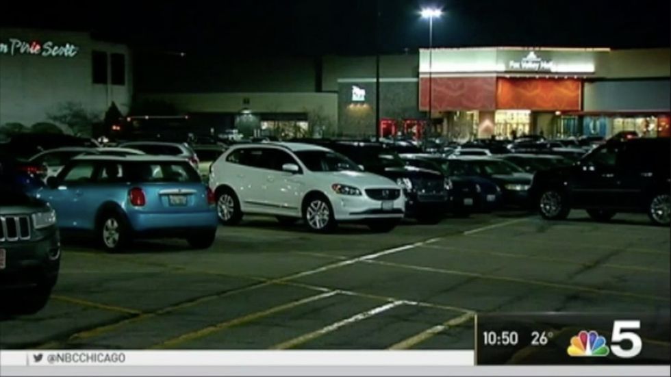 Chicago area police investigate after this threatening message is found on hundreds of cars