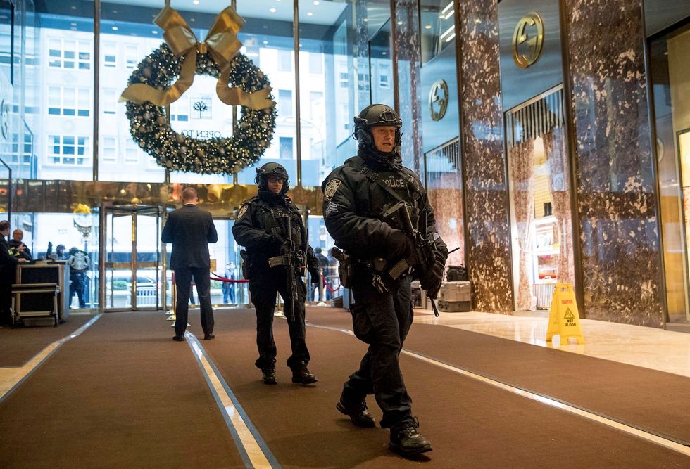 BREAKING: Trump tower in New York evacuated due to 'suspicious package